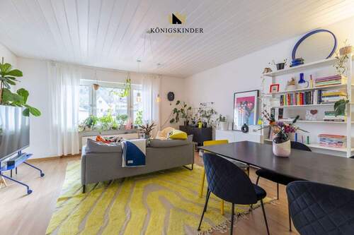 Wohn- und Esszimmer – hell und lichtdurchflutet - Etagenwohnung mit 82,00 m&sup2; in Stuttgart zum Kaufen