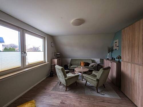 Arbeits- / Wohnzimmer DG - 