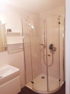 Halbrunde Dusche - 