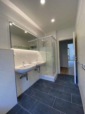 Badezimmer.JPG - 