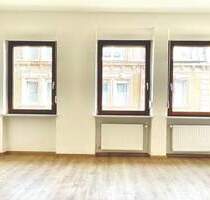 St. Peter ! Charmante moderne 3-ZW, 80 m²,Balkon,neuwertiges Bad, EBK gegen Ablöse, 2.OG ohne Aufzug - Nürnberg Glockenhof