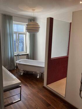 Badezimmer 3 - 2 Zimmer Etagenwohnung zur Miete in Bad Homburg