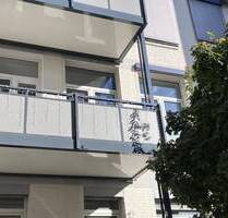 Großzügige 2-Zimmer-Wohnung mit Balkon in 90489 Nürnberg