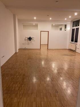 Zimmer 1 - 2 Zimmer Etagenwohnung in Nürnberg