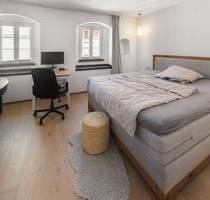 Lebensqualität pur - Bezugsfreie 3-Zimmer-Wohnung mit Stellplatz im Herzen der Altstadt - Nürnberg Sebald