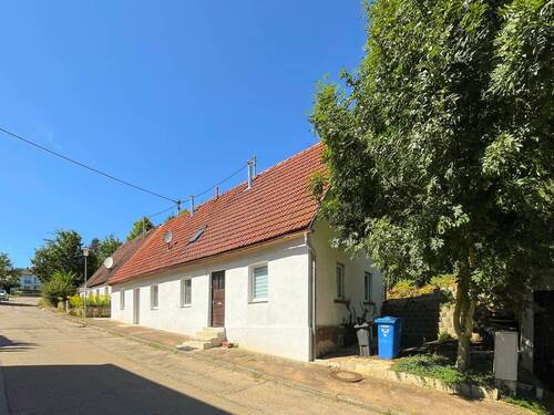 Außenansicht - 6 Zimmer Mehrfamilienhaus, Wohnhaus zum Kaufen in Bopfingen
