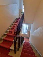 Treppenhaus Seitenflügel - 