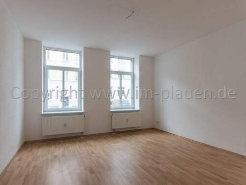 Wohnzimmer - 2 Zimmer Etagenwohnung zur Miete in Plauen