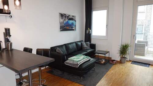  Wohnküche mit Balkon - 