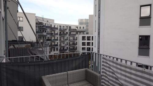 Blick von Balkon - Etagenwohnung mit 53,90 m&sup2; in Düsseldorf zur Miete