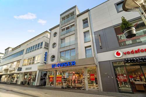 Markante Immobilie in 1a-Lage - Wohn- und Geschäftshaus in 1A-Lage von Krefeld, Fußgängerzone, ca. 1.441 m² Gesamtfläche