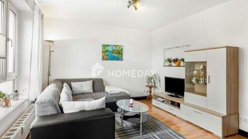 Wohnzimmer 1 - 2 Zimmer Etagenwohnung in Rostock