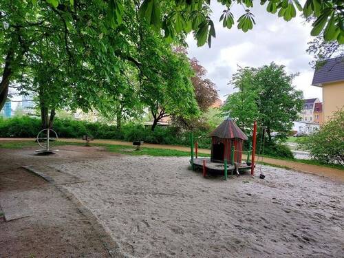 Spielplatz Goethepark - 3 Zimmer Etagenwohnung zum Kaufen in Plauen