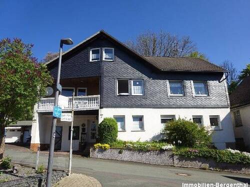 Titelbild - Wohnhaus mit vielen Möglichkeiten im schönen Sauerland