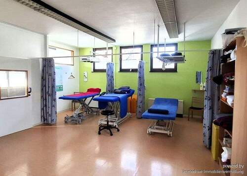 großer teilbarer Raum - Büro zur Miete in Westerheim