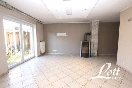 Wohn- und Esszimmer - 