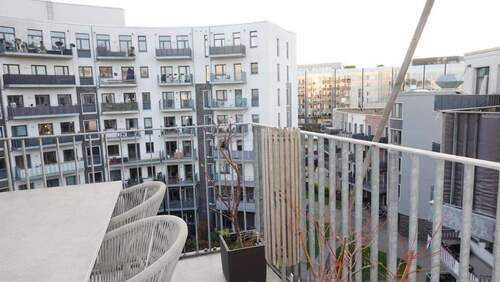 Balkon 1 - Etagenwohnung mit 117,10 m&sup2; in Düsseldorf zur Miete