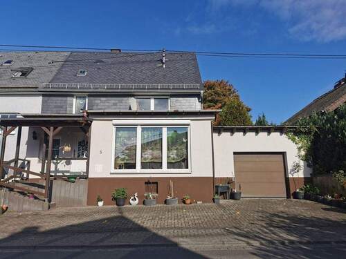 Bild 3 - 7 Zimmer Doppelhaushälfte in Rehe