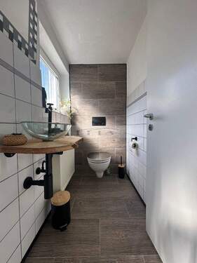 EG Gäste-WC - 3 Zimmer Doppelhaushälfte zum Kaufen in Düren