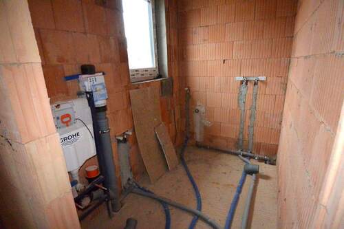 22 Duschbad mit Toilette - 