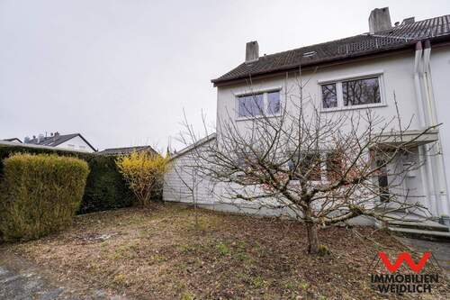 Eingangsseite - Reihenendhaus mit 143,00 m&sup2; in Baldham zum Kaufen