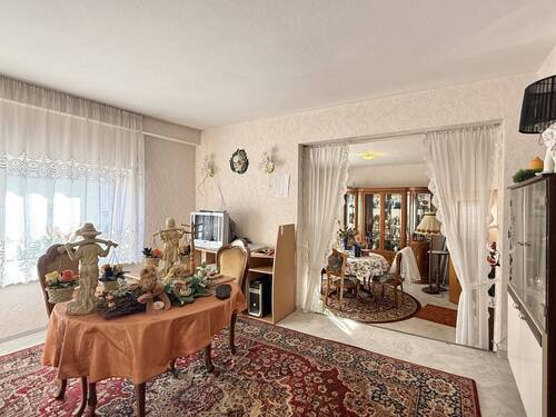 Wohnbereich EG rechts Ansicht 2 - Einfamilienhaus mit 290,00 m&sup2; in Oberderdingen zum Kaufen