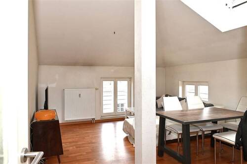 Wohnzimmer - 2-Raumwohnung mit Blick auf die St. Marienkirche