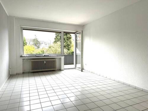 WOHNZIMMER - 4 Zimmer Etagenwohnung zur Miete in Mönchengladbach