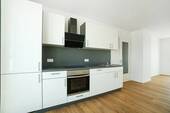 Beispielansicht Einbauküche - Etagenwohnung mit 124,00 m&sup2; in Berlin zur Miete