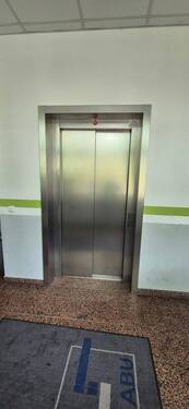 Aufzug Eingangsbereich - 