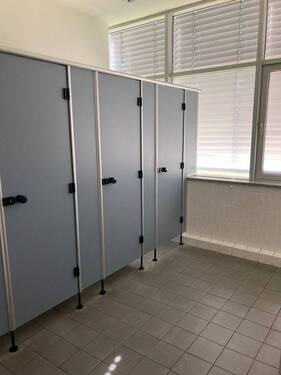 Getrennte Toilettenbereiche - 