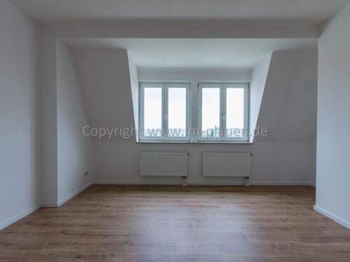 Wohnzimmer - 3 Zimmer Etagenwohnung zur Miete in Plauen