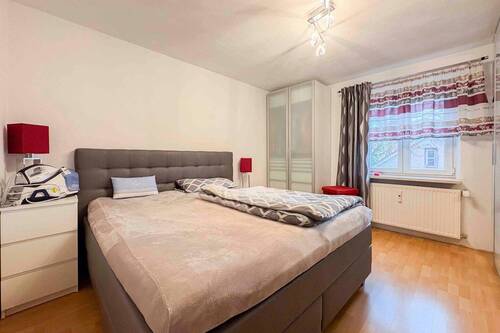 Schlafzimmer EG - 