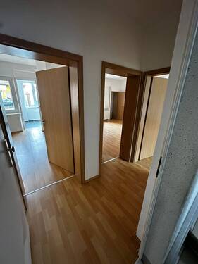 Flur.jpeg - 3 Zimmer Etagenwohnung zur Miete in Naumburg (Saale)