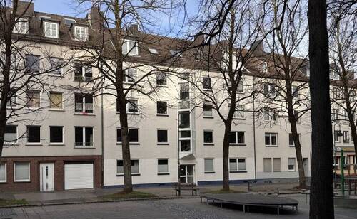 Frontansicht - Bezugsfreie 2-Zimmer-Wohnung mit großer Terrasse in ruhiger und sehr zentraler Lage