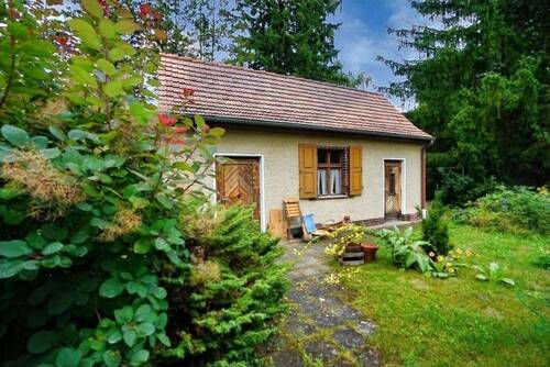 Nebengelaß - 3 Zimmer Mehrfamilienhaus, Wohnhaus in Schulzendorf