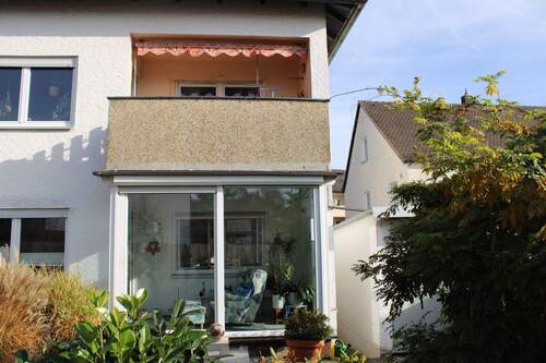 Ansicht Wintergarten und Balkon - 7 Zimmer Mehrfamilienhaus, Wohnhaus in Erlangen