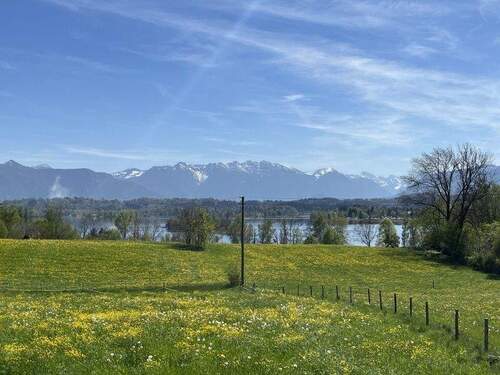 Panorama - ca. 300m zum See! vermietetes Ein-Zweifamilienhaus in Süd-Lage