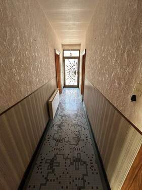 Eingangsbereich - Einfamilienhaus mit 180,00 m&sup2; in Achen zum Kaufen