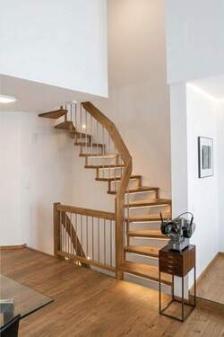 Bild 2 - 5 Zimmer Reihenmittelhaus zum Kaufen in Landshut