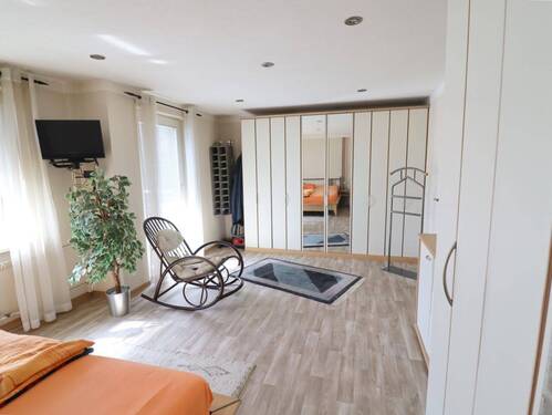 Schlafzimmer OG mit Balkon Bild 1 - 