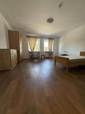 Zimmer 1 - 
