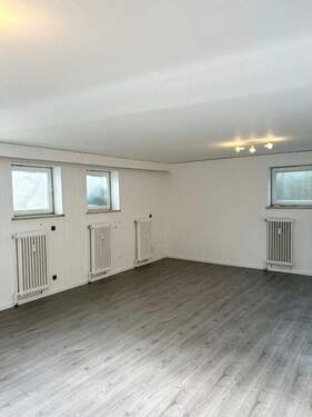 Hauptraum Ansicht 2 - Büro mit 144,00 m&sup2; in Bad Segeberg zur Miete