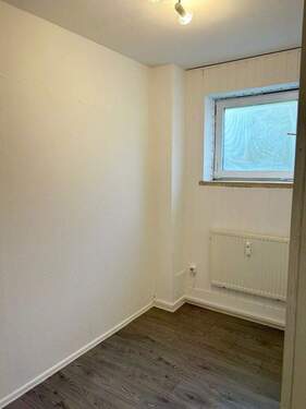 Nebenraum Groß Ansicht 1 - 