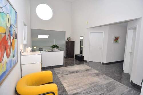 Eingangsbereich - 7 Zimmer Einfamilienhaus in Alsting