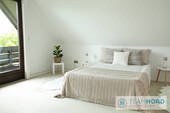 Schlafzimmer m. Loggia - 