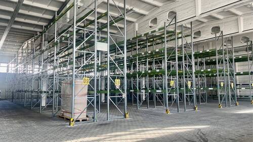 Lagerhalle - 