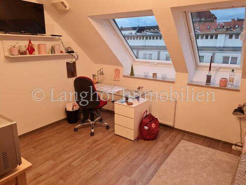 Wohnraum - Modernes voll möbliertes Studentenapartment in der Innenstadt von Nürnberg