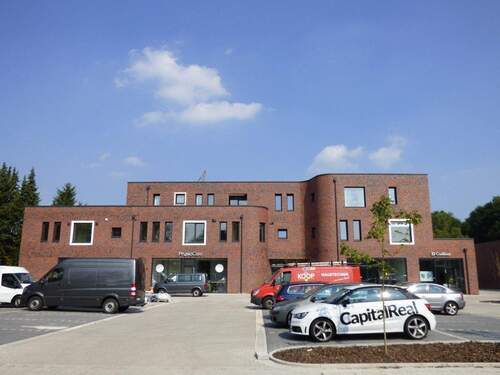 Außenansicht - Geräumige 2- Zimmer Wohnung direkt an der Alexanderstraße!