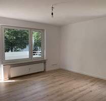 Helle 2 Zimmerwohnung mit Balkon in Pasing Obermenzing - München Pasing-Obermenzing